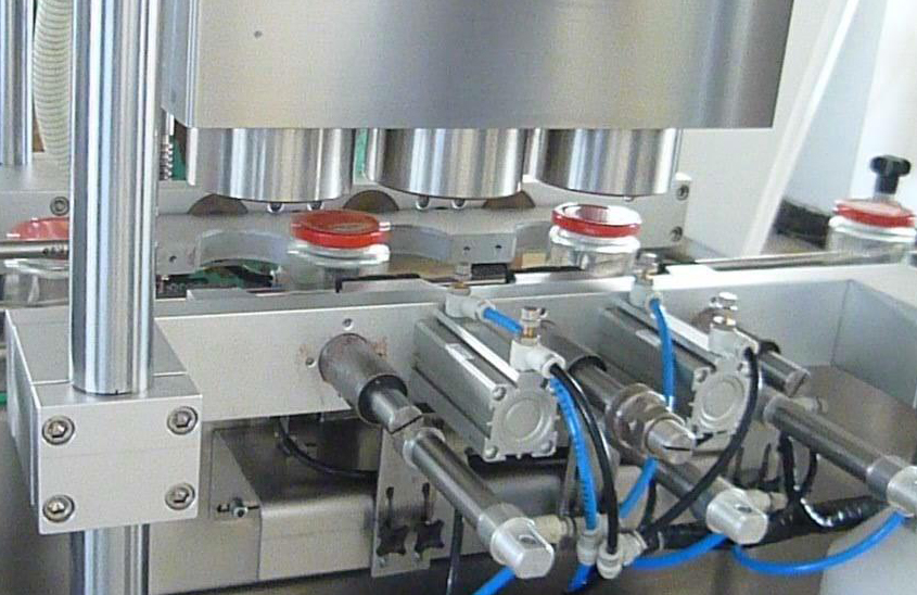 ȫ�Ԅ�(d��ng)������w�C(j��)